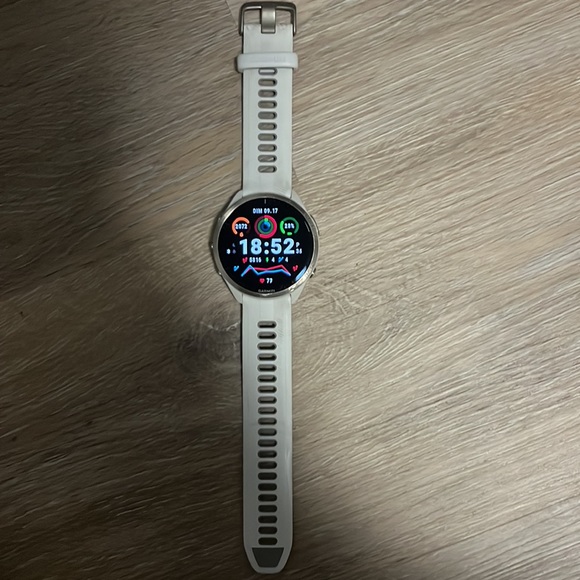 New Garmin Forerunner 965 - Picture 3 of 3